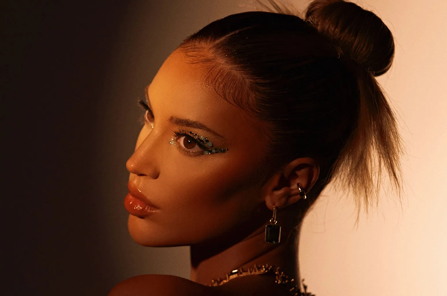 Alina Baraz Age