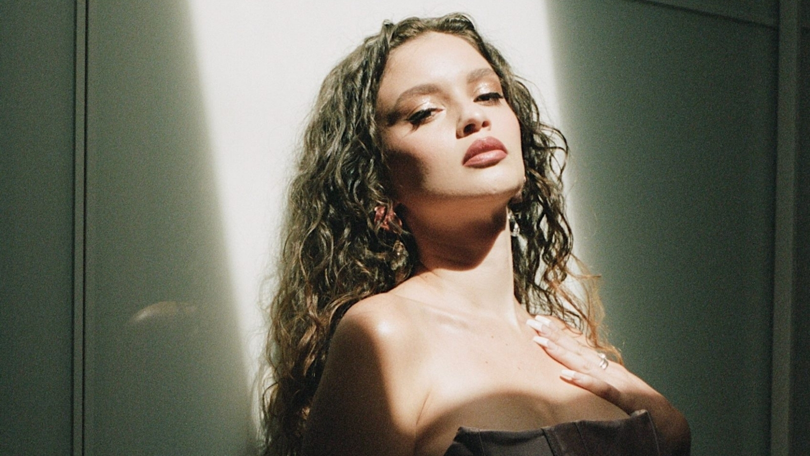 Sabrina Claudio Age